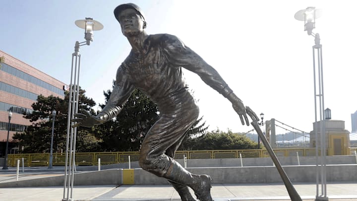 Sep 15, 2024; Pittsburgh, Pennsylvania, USA; The statue of former Pittsburgh Pirates right fielder Roberto Clemente (21) outside of PNC Park. Major League Baseball celebrates Roberto Clemente Day on this day each year in memory of Clemente who died when the plane he was in carrying supplies to aid humanitarian efforts to those who suffered in a Nicaraguan earthquake crashed on New Years Eve 1973. Mandatory Credit: Charles LeClaire-Imagn Images Sep 15, 2024; Pittsburgh, Pennsylvania, USA; The statue of former Pittsburgh Pirates right fielder Roberto Clemente (21) outside of PNC Park. Major League Baseball celebrates Roberto Clemente Day on this day each year in memory of Clemente who died when the plane he was in carrying supplies to aid humanitarian efforts to those who suffered in a Nicaraguan earthquake crashed on New Years Eve 1973. Mandatory Credit: Charles LeClaire-Imagn Images