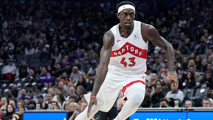 Toronto Raptors v Sacramento Kings