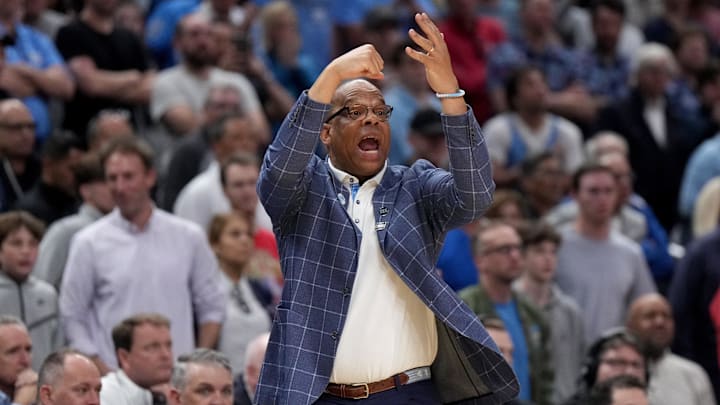 UNC basketball head coach Hubert Davis