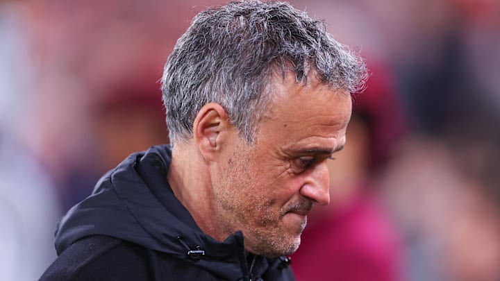 Luis Enrique - Paris Saint-Germain Luis Enrique - Paris Saint-Germain