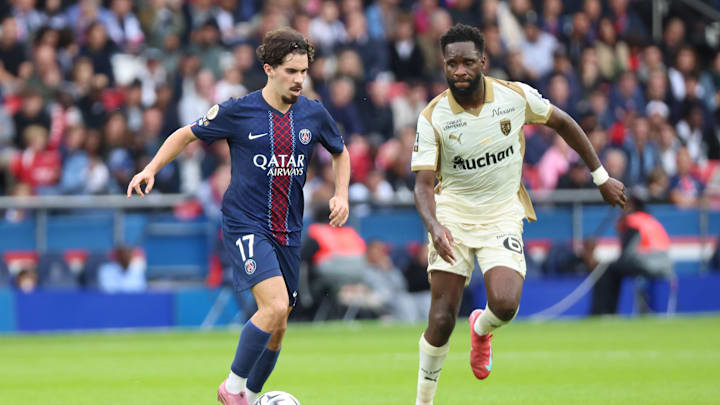 Le PSG et le RC Lens jouent le titre en Ligue 1.