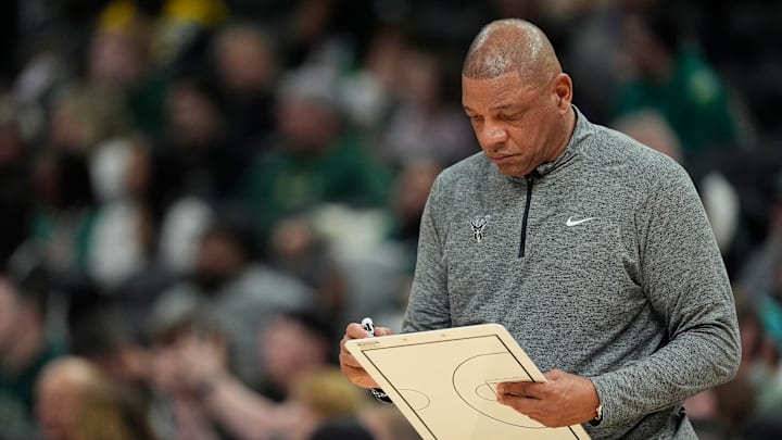 Memphis Grizzlies v Milwaukee Bucks
