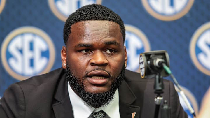 Florida State Gators defensive lineman Caleb Banks 