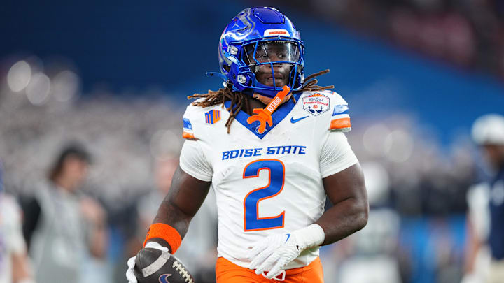 Dec 31, 2024; Glendale, AZ, USA; Boise State Broncos running back Ashton Jeanty (2) practices before the Fiesta Bowl against the Penn State Nittany Lions at State Farm Stadium. Mandatory Credit: Joe Camporeale-Imagn Images Dec 31, 2024; Glendale, AZ, USA; Boise State Broncos running back Ashton Jeanty (2) practices before the Fiesta Bowl against the Penn State Nittany Lions at State Farm Stadium. Mandatory Credit: Joe Camporeale-Imagn Images