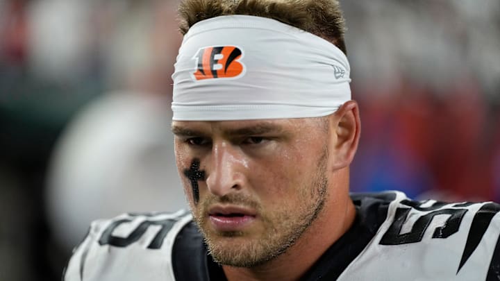Cincinnati Bengals linebacker Logan Wilson (55) walks for the locker room after the second quarter of the NFL Week 4 game between the Cincinnati Bengals and the Miami Dolphins at PayCor Stadium in downtown on Thursday, Sept. 29, 2022. The Bengals 14-12 at halftime.
Miami Dolphins At Cincinnati Bengals Week 4 Cincinnati Bengals linebacker Logan Wilson (55) walks for the locker room after the second quarter of the NFL Week 4 game between the Cincinnati Bengals and the Miami Dolphins at PayCor Stadium in downtown on Thursday, Sept. 29, 2022. The Bengals 14-12 at halftime.
Miami Dolphins At Cincinnati Bengals Week 4