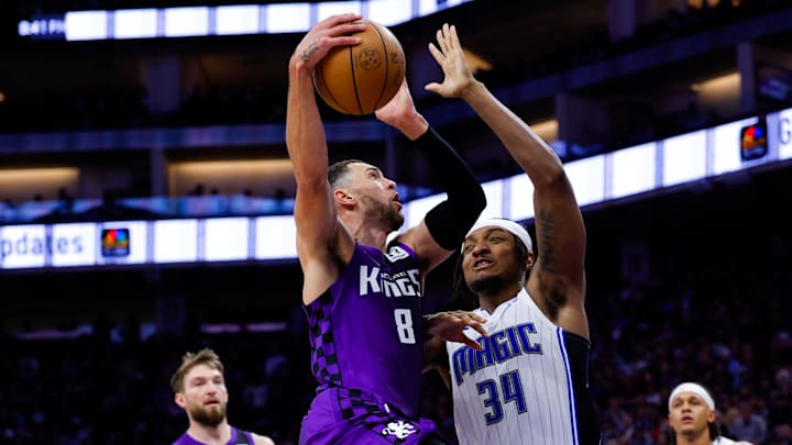 Sacramento Kings guard Zach LaVine (8) drives to the basket against Orlando Magic center Wendell Carter Jr. (34) during the third quarter at Golden 1 Center.