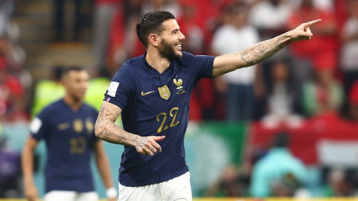 La France est en quête d'un nouveau sacre.