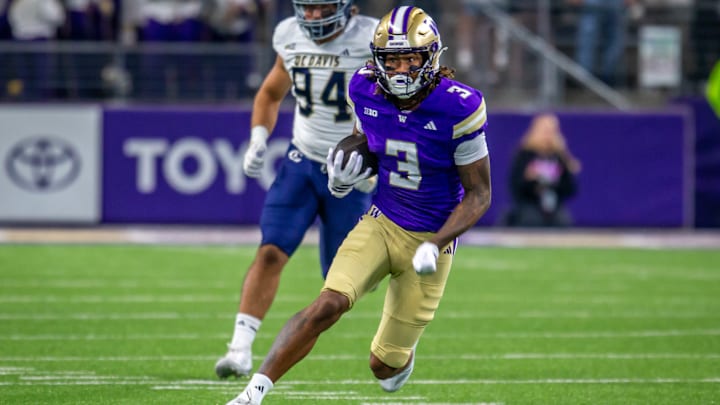 Rashid Williams is shown in the UC Davis game after making a 27-yard catch and moments before getting injured.