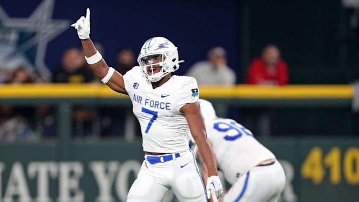 Nov 5, 2022; Arlington, Texas, USA; Air Force Falcons safety Trey Taylor (7) celebrates a sack of Nov 5, 2022; Arlington, Texas, USA; Air Force Falcons safety Trey Taylor (7) celebrates a sack of