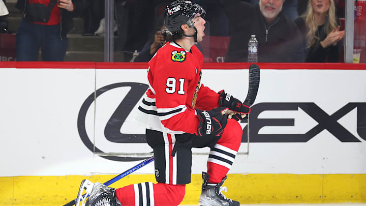 Carolina Hurricanes v Chicago Blackhawks