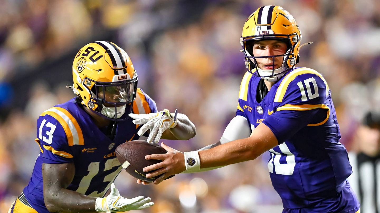 LSU vs. Ole Miss Prediction, Odds and Key Players to Watch for College Football Week 3