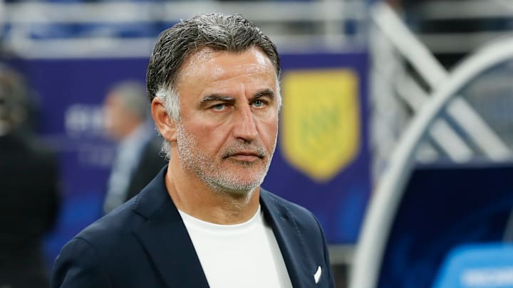 Christophe Galtier s'apprêterait à partir. Christophe Galtier s'apprêterait à partir.