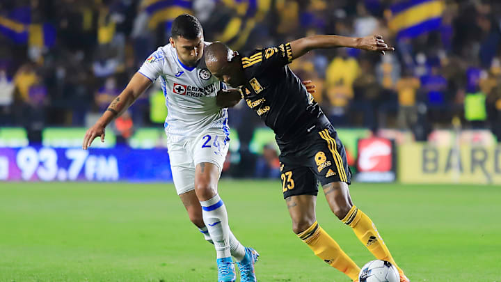 Tigres UANL v Cruz Azul - Torneo Grita Mexico C22 Liga MX