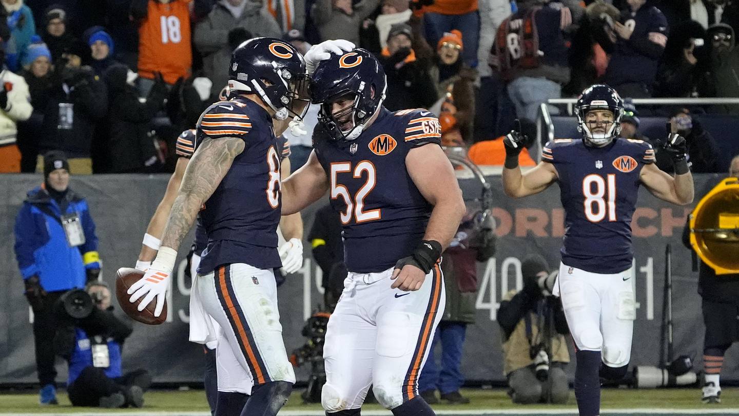 Bears suddenly have a fascinating debate for WR1 entering 2026