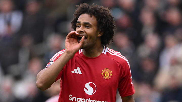 Joshua Zirkzee has endured a challenging season