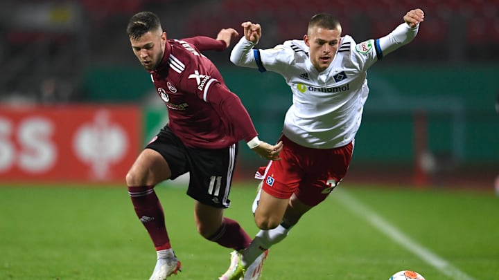 Erik Shuranov bleibt dem Club treu