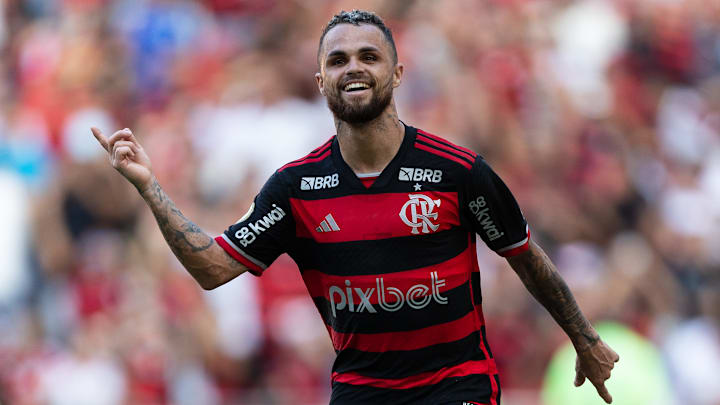 Michael anotou doblete na vitória do Flamengo no Maracanã