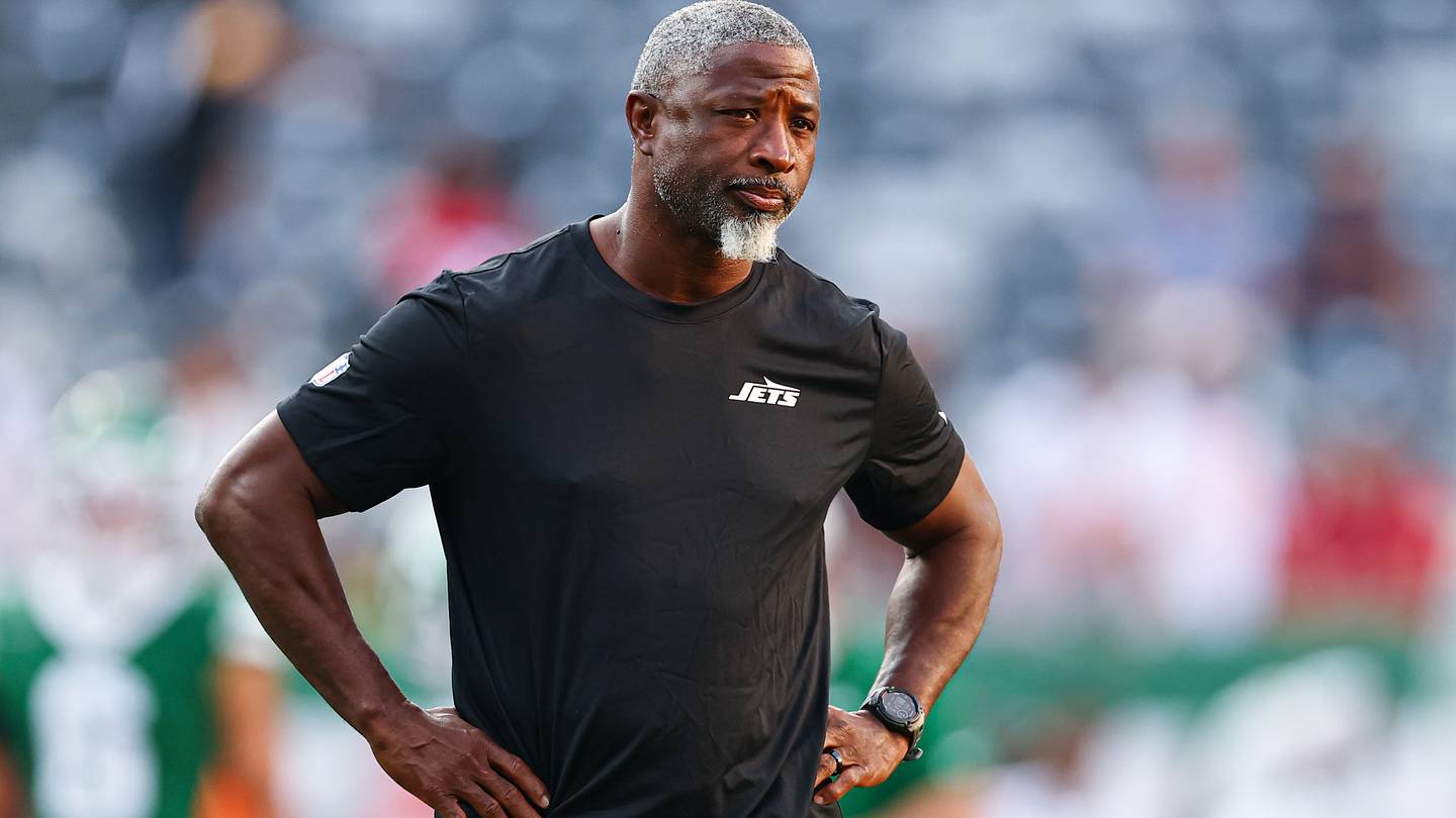 3 Biggest Takeaways From Jets Training Camp Practice (8/17): Injuries Are Taking a Toll