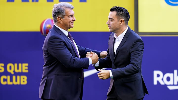 Xavi Hernandez und Joan Laporta