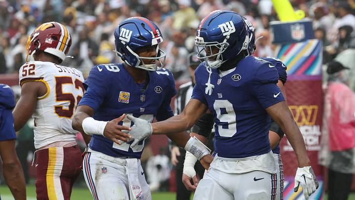 Oct 11, 2026; Landover, Maryland, USA;  New York Giants quarterback Jameis Winston (19) and tight end Isaiah Likely (9) celebrate after connecting on a touchdown pass during the third quarter against the Washington Commanders at Northwest Stadium.  Mandatory Credit: Geoff Burke-Imagn Images