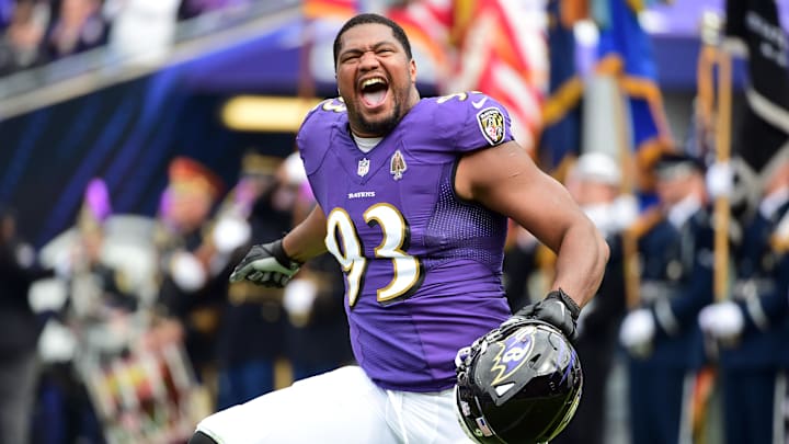 Oct 24, 2021; Baltimore, Maryland, USA; Baltimore Ravens defensive end Calais Campbell (93) runs onto the field prior to the game against the Cincinnati Bengals at M&T Bank Stadium. Mandatory Credit: Evan Habeeb-Imagn Images
