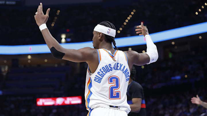 Shai Gilgeous-Alexander and the Thunder are favorites to win the West.