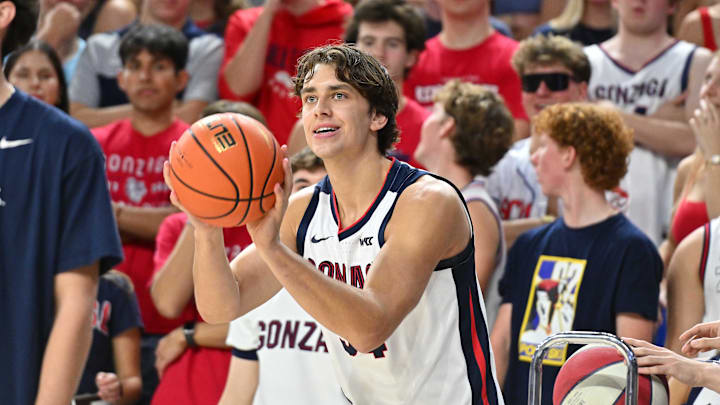 Oct 5, 2024; Spokane, WA, USA; Gonzaga Bulldogs forward Braden Huff (34) participates in the three-point contest during Kraziness at the Kennel at the McCarthey Athletic Center. Mandatory Credit: James Snook-Imagn Images