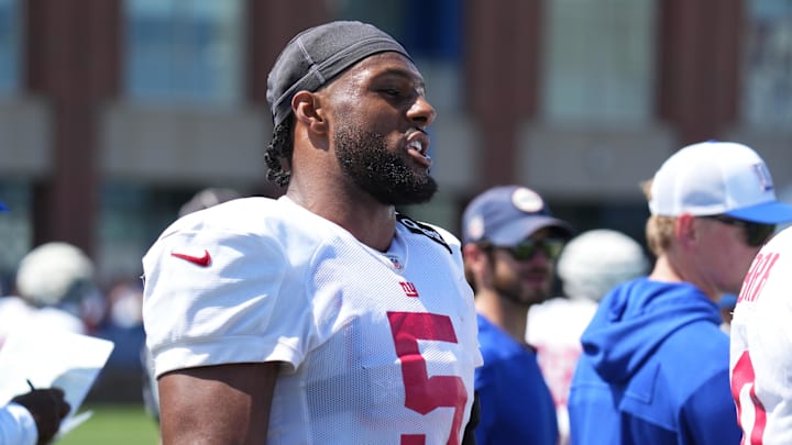 Jul 26, 2024; East Rutherford, NJ, USA; New York Giants linebacker Kayvon Thibodeaux (5) speaks on the sideline during training camp at Quest Diagnostics Training Center. Jul 26, 2024; East Rutherford, NJ, USA; New York Giants linebacker Kayvon Thibodeaux (5) speaks on the sideline during training camp at Quest Diagnostics Training Center.