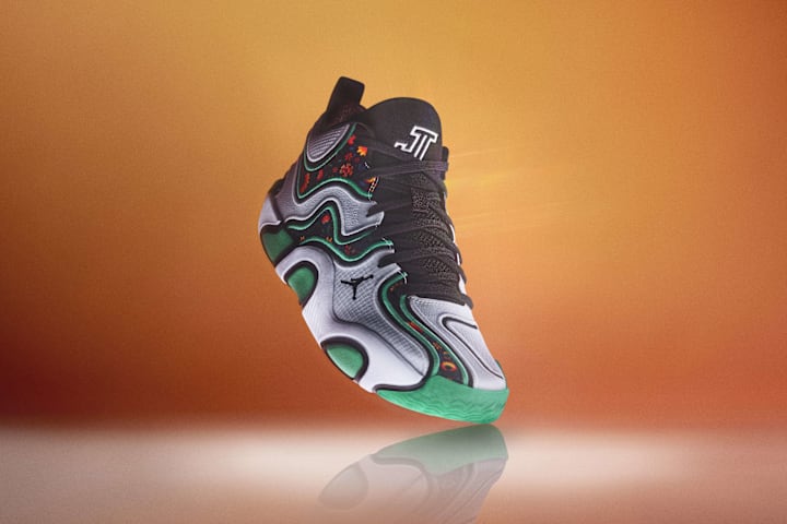 TAILS　ブランドシューズ3点 Amazon.com | NIKE Jordan Tatum 1 Men's Shoes (DZ3320-200, Fossil