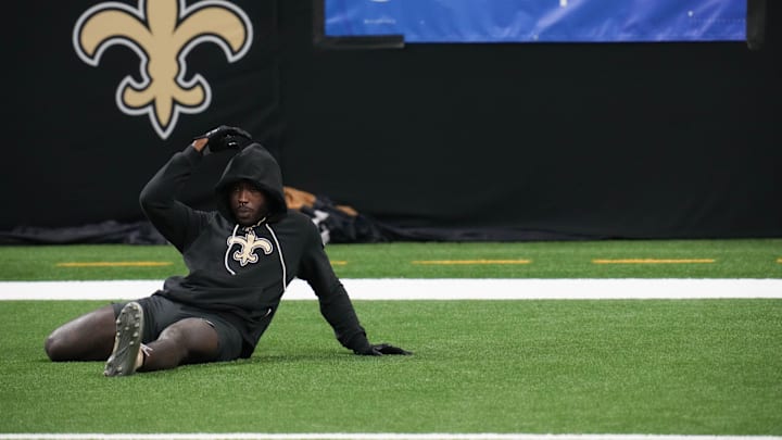 Oct 5, 2025; New Orleans, Louisiana, USA;  New Orleans Saints running back Alvin Kamara (41) warms up prior to the game against the New York Giants at Caesars Superdome. Mandatory Credit: Matthew Hinton-Imagn Images