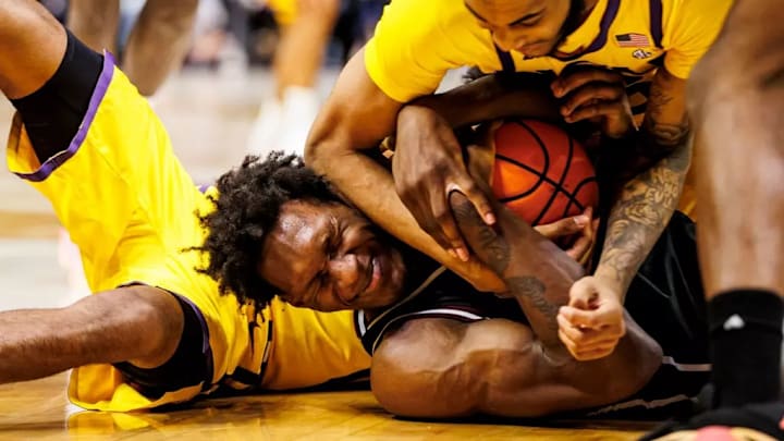 Mississippi State Center Quincy Ballard (#15) during the game between the LSU Tigers and the Mississippi State Bulldogs at Pete Maravich Assembly Center in Baton Rouge, LA. 