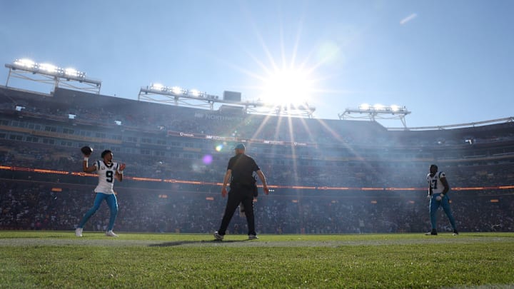 LANDOVER, MARYLAND - OCTOBER 20: Bryce Young #9 of the Carolina Panthers warms up prior to the game against the Washington Commanders at Northwest Stadium on October 20, 2024 in Landover, Maryland. 