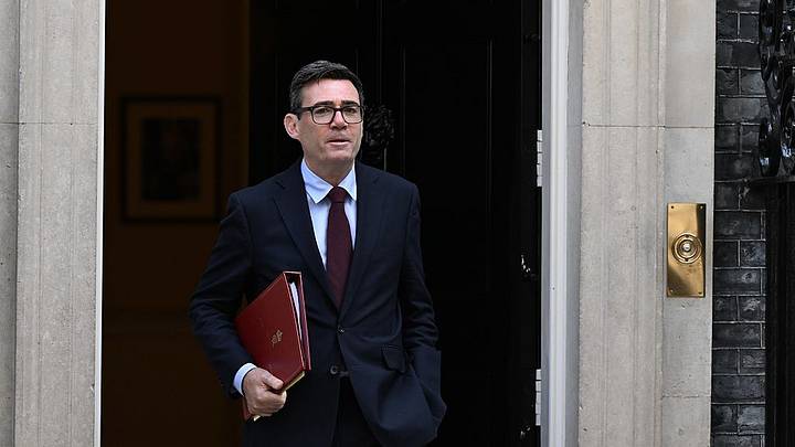 Man City Verdict Puts U.K. Prime Minister in a Deeply Awkward Spot
