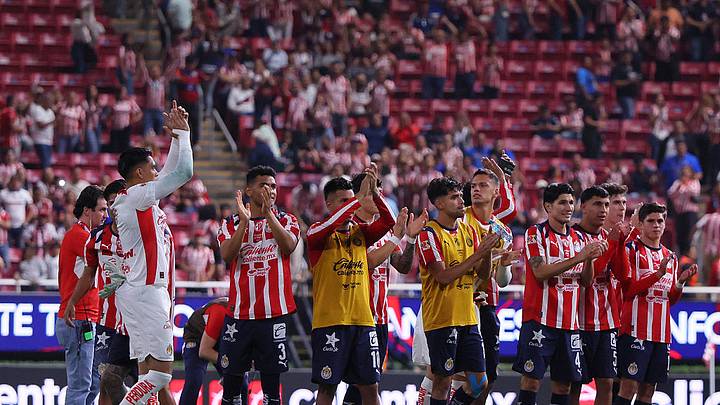 Chivas busca cerrar como líder del torneo. Chivas busca cerrar como líder del torneo.