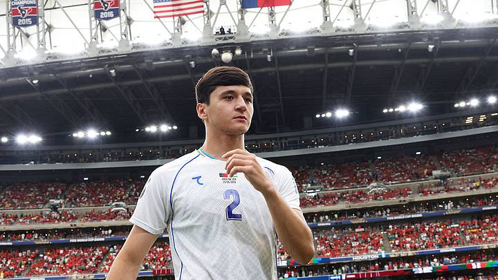 Abdukodir Khusanov fue renovado por el Manchester City por cinco años más. Abdukodir Khusanov fue renovado por el Manchester City por cinco años más.