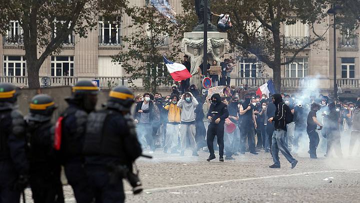 Las protestas en la capital francesa se han extendido por un par de semanas.