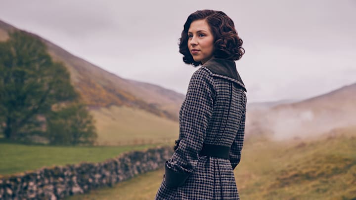 Outlander: Blood of My Blood on Starz