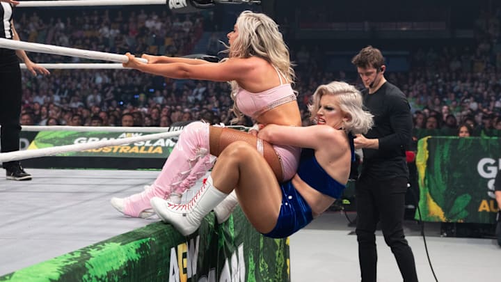 Toni Storm and Mariah May in the Grand Slam main event