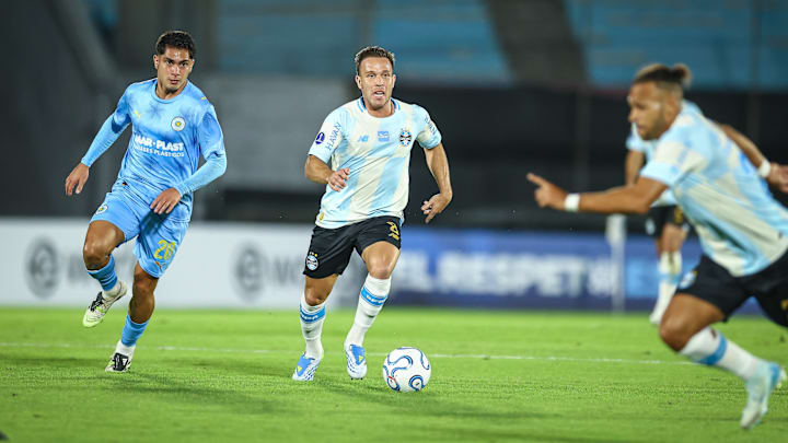 Arthur vem jogando pouco futebol