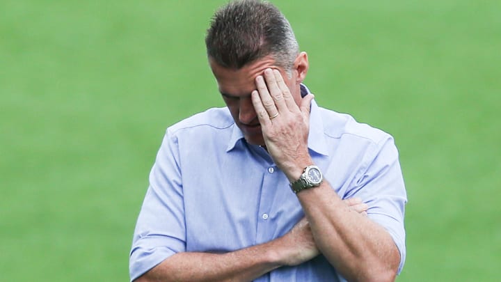 Mancini errou na montagem do time e também nas trocas