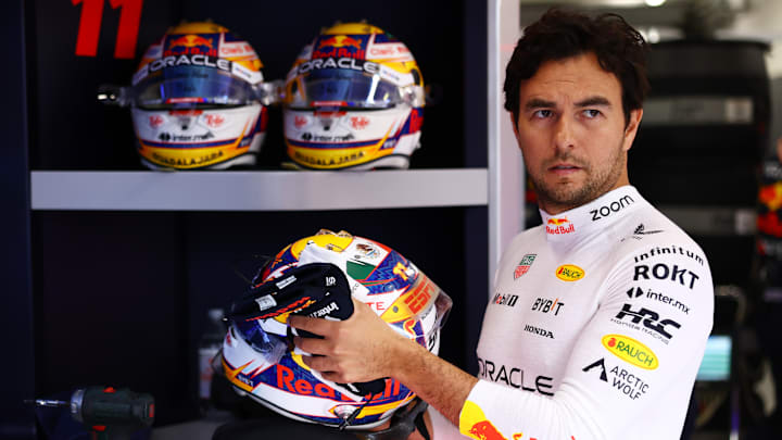 Sergio "Checo" Pérez antes de disputar el Gran Premio de Qatar 2024 