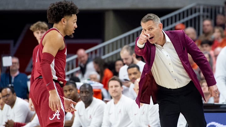Alabama v Auburn