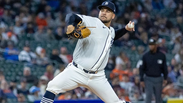 Detroit Tigers pitcher Enmanuel de Jesus (37) throws during the seventh inning against the Milwaukee Brewers. 