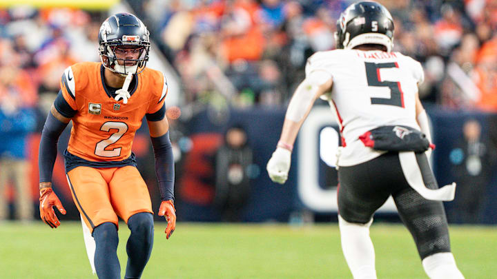 NFL, American Football Herren, USA Football 2024: Atlanta Falcons vs Denver Broncos Nov 17 November 17, 2024: Denver Broncos cornerback Pat Surtain II (2) defends Atlanta Falcons wide receiver Drake London (5) in the second half of the football game between the Denver Broncos and Atlanta Falcons. 