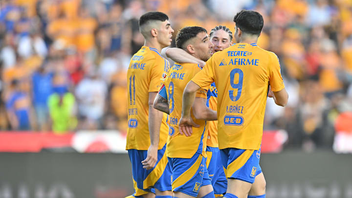Tigres UANL v Santos Laguna - Torneo Clausura 2025 Liga MX