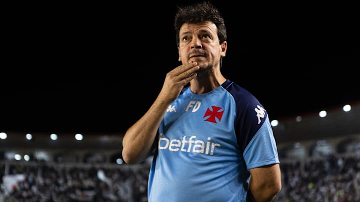 Vasco Da Gama de Fernado Diniz ainda segue perto do Z4 do Brasileirão