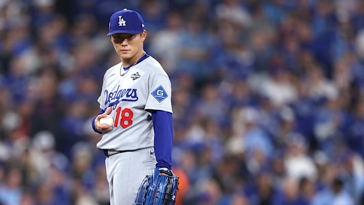 World Series - Los Angeles Dodgers v Toronto Blue Jays - Game Two World Series - Los Angeles Dodgers v Toronto Blue Jays - Game Two