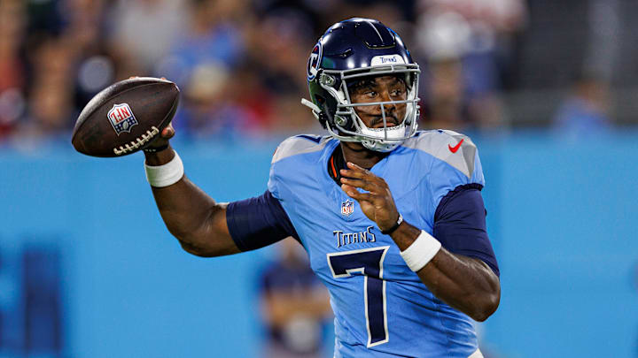 San Francisco 49ers v Tennessee Titans