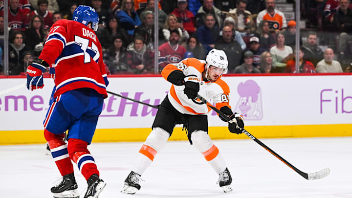 Nov 19, 2022; Montreal, Quebec, CAN; Philadelphia Flyers left wing Joel Farabee (86) passes the puck