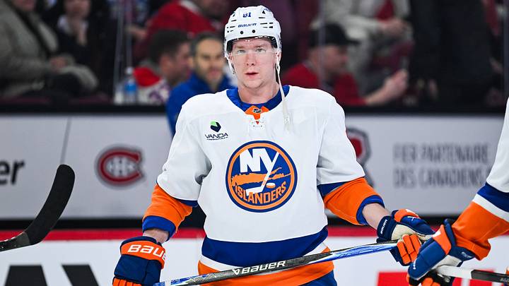 Mar 21, 2026; Montreal, Quebec, CAN; New York Islanders left wing Ondrej Palat (81) looks on during warm-up before the game against the Montreal Canadiens at Bell Centre. Mar 21, 2026; Montreal, Quebec, CAN; New York Islanders left wing Ondrej Palat (81) looks on during warm-up before the game against the Montreal Canadiens at Bell Centre.